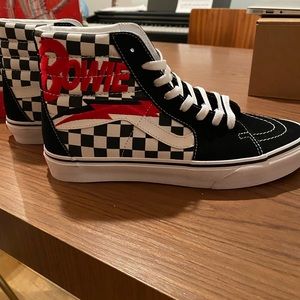 NIB David Bowie Sk8-Hi Checkered Vans M 8.5/ W 10